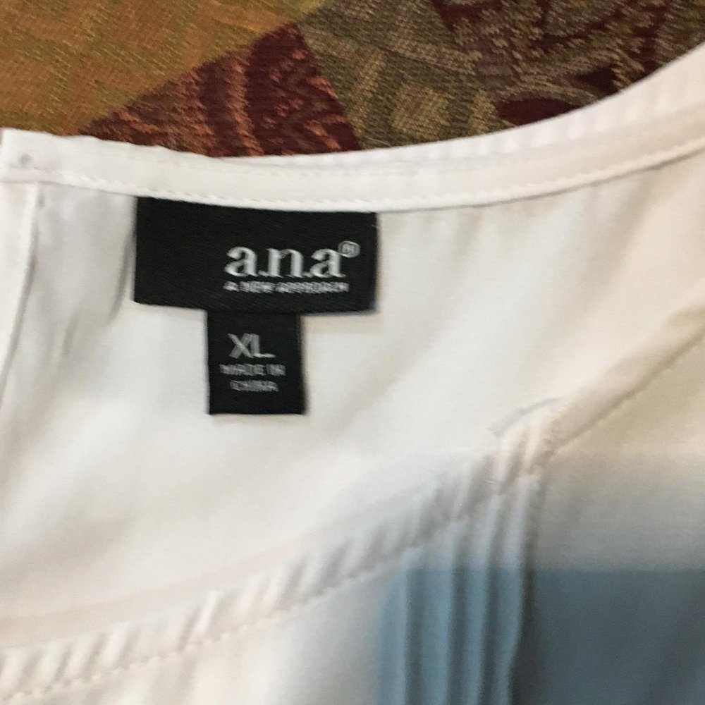 Two White Summer Sleeveless Tops XL - Picture 4 of 5